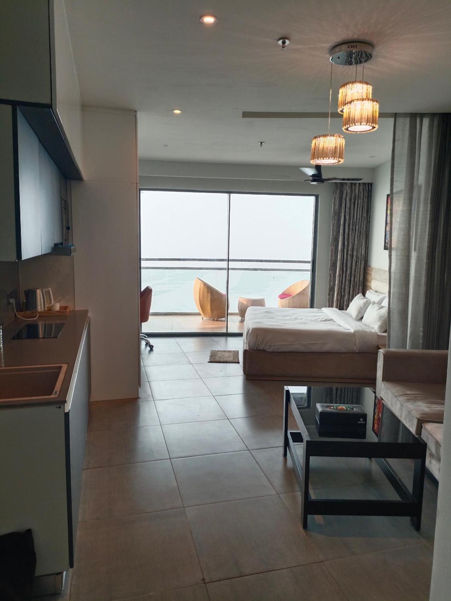 Luxury 36 Th Floor-noida *
